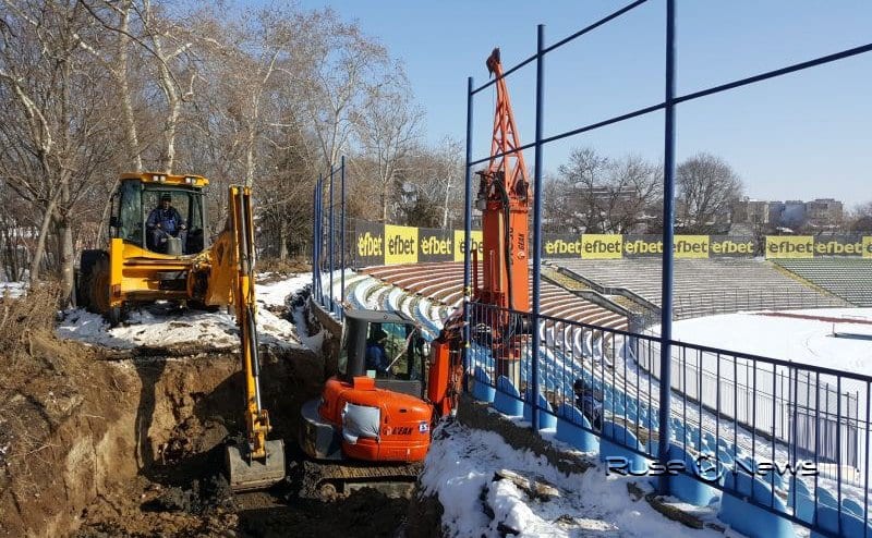 Реконструкцията на Градския стадион