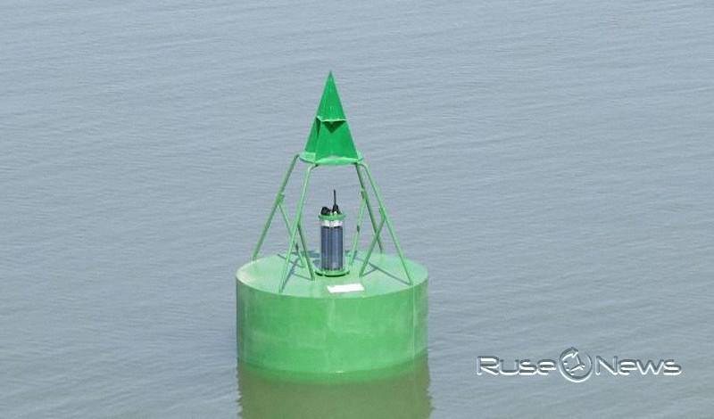 Нови плаващи знаци по фарватера на Дунав