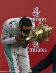 f1_silverstone-hamilton30