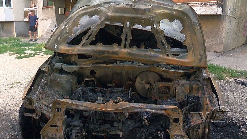 3 луксозни коли изгоряха