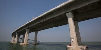 най-дългия морски мост в света