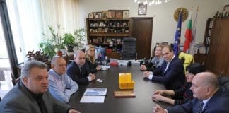 засилва сътрудничеството с румънски оперни театри и фестивали