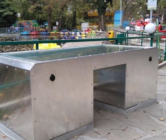Инсталираха „умна“ пейка във Варна