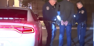 Полицията преследва Tesla Model S, каран от автопилот