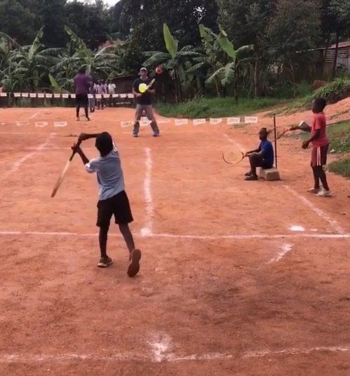 Григор Димитров дари средства за деца тенисисти в Африка