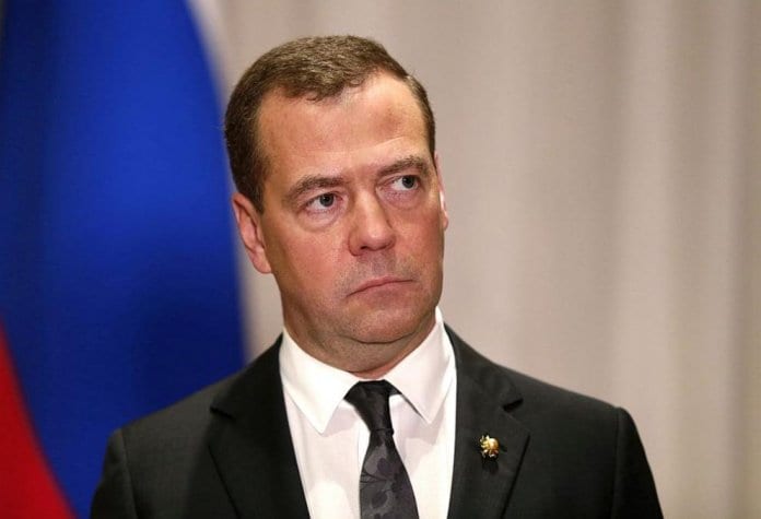 Руският премиер Дмитрий Медведев пристига в България