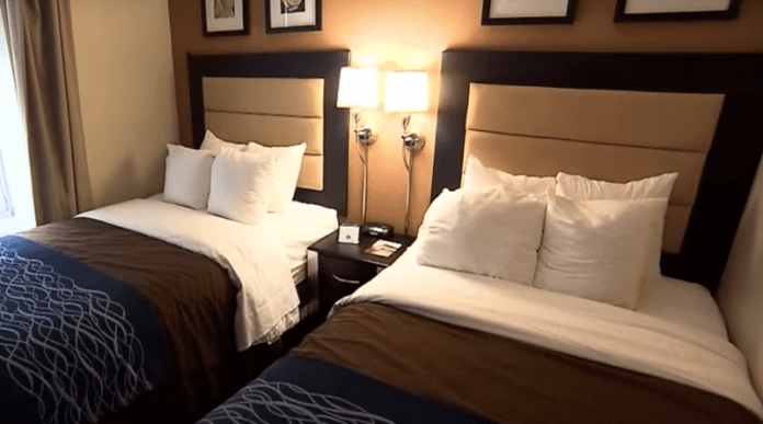 Хотел, в който стаите се почистват сами?