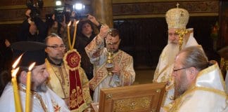 Русенци се поклониха пред Ризата на Св. Димитър Басарбовски