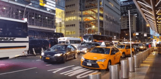 Ню Йорк ще таксува шофьорите през най-натоварените райони