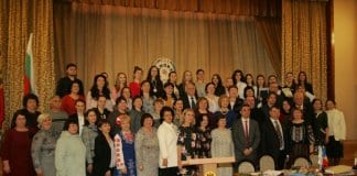 Преподаватели от