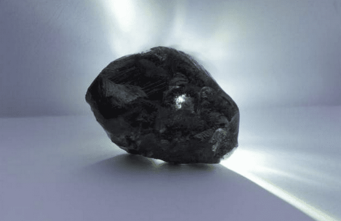 Откриха 1758-каратов диамант в Ботсвана