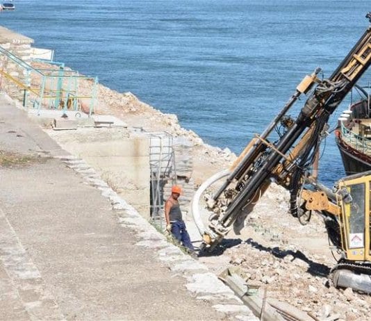 покачването на нивото на