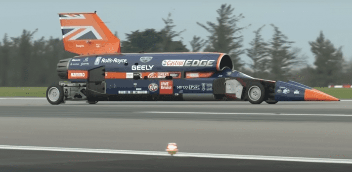 Свръхзвуков автомобил ще подобрява настоящия рекорд за скорост от 1,228 км/ч