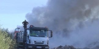 Голям пожар бушува край Свищов