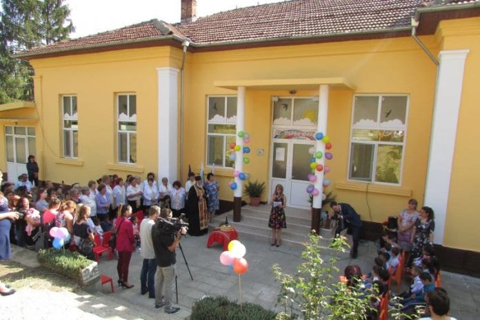 Обновената детска градина в Баниска