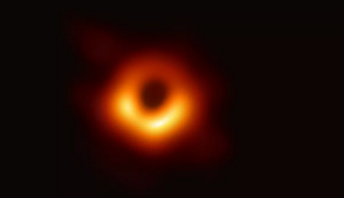 Награда от 3 млн. долара за учените, заснели черна дупка