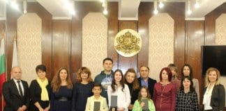 Трима млади русенци