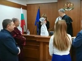 В Административния съд в Русе броиха бюлетините от изборите на втори тур за кмет на село Кацелово.Делото бе образувано по жалба