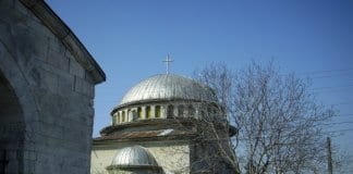 Храмът „Света Петка“ в Русе“