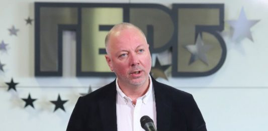 Желязков: Правителството подава оставка