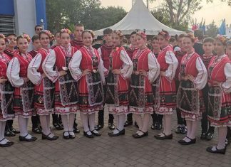 „Русчуклийче“ в Топ 10 за български танцов фолклор