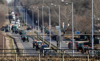 protest_zemedelci_dunav_most23
