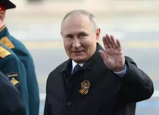 Путин е новият стар президент на Русия, стана втори след Сталин по продължителност на управление