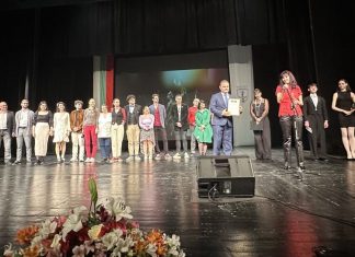 Връчиха наградите „Русе“ и „Млад творец“