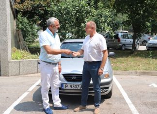 Областната управа в Русе дари кола на ОД МВР