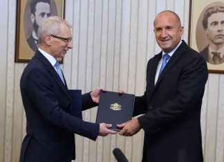ПП-ДБ получи мандата и го върна неизпълнен