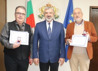 Отличиха Пламен Бейков и Александър Крунев със Знак на областния управител
