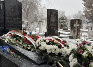 21 години от трагичната загуба на офицерски кандидат Антон Петров отбелязаха в Русе
