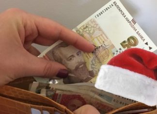 Как се плаща за работа по Коледа и Нова година?