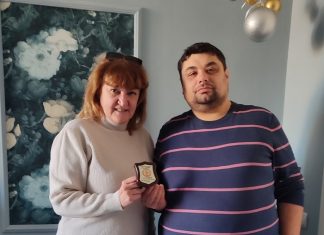 Директорът на библиотеката получи почетен плакет от Регионално дружество „Традиция“