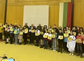 267 участници рецитираха българска поезия в конкурса „За да я има България“