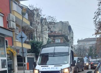Бюлетините от повторното преброяване се връщат в Русенско