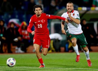 Пак резил на националния стадион! Турция ни отнесе като бръмбар сламка!