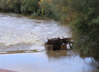 Нивото_на_Янтра спадна, въвеждат обходни маршрути по пътя Русе-Бяла