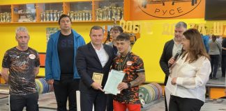 Отличиха европейския вицешампион Дениз Данев с почетен плакет