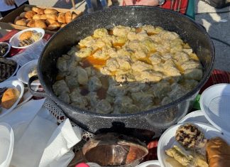 Сарми с морски дарове представиха на Празника на Хотанската сарма.