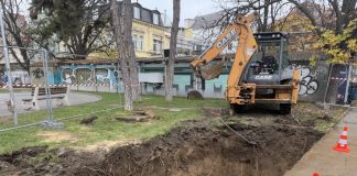 Започна монтаж на подземни контейнери за отпадъци в Русе