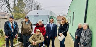 Нови два автомобила подпомагат социалните услуги в Русе