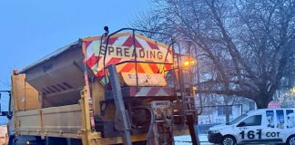 фирми работят по обработката на пътищата в община Русе