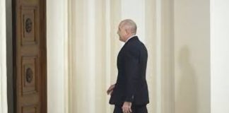 Радев си тръгва от „Дондуков“ 2