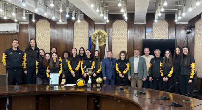 vk_l_ganev-kupa_nagrada18