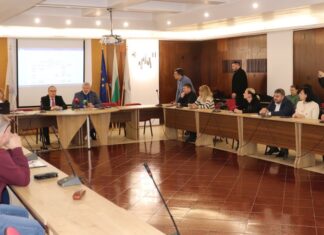 За пореден път: Партиите в Русе не се разбраха за състава на РИК